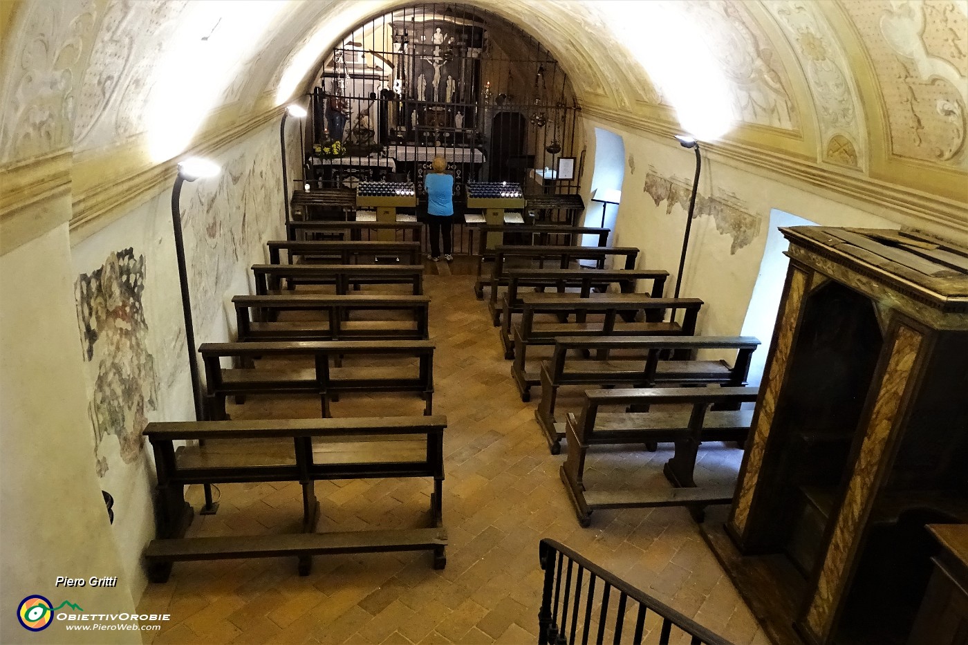 41 Chiesa inferiore-primitiva, cripta risalente al 1413 .JPG